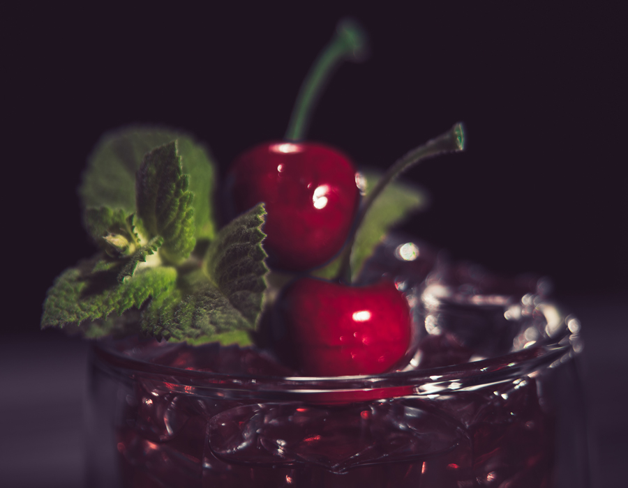 Cherry Tale - Cocktail Rosa Edel mit Kirsche und Pistazie